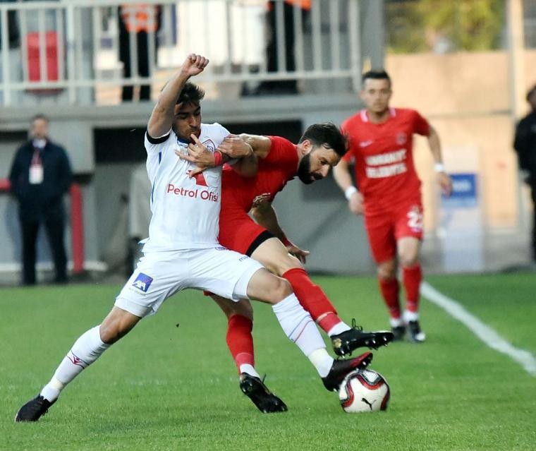 Ümraniyespor deplasmanda galip