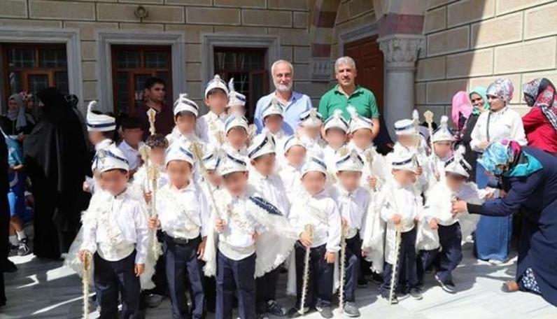 AKP'li belediye, çocukları iki kez sünnet etmiş!