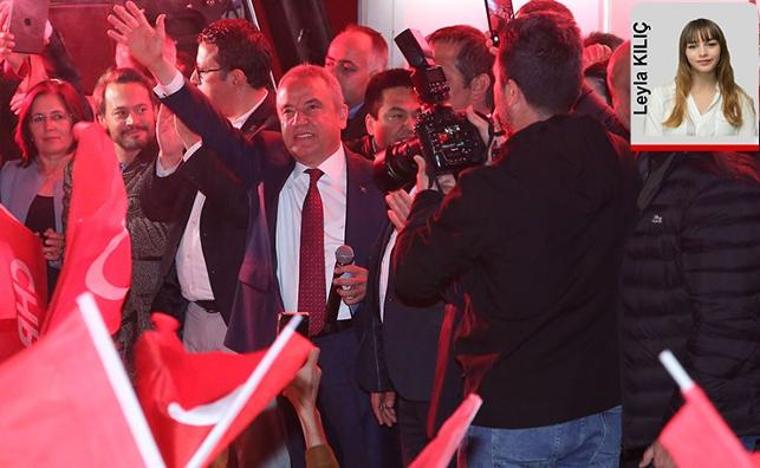 CHP’li Büyükşehir Belediye Başkanı Muhittin Böcek, Altın Portakal’ın özüne döneceğini söyledi