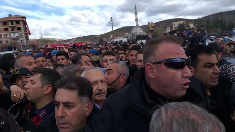 CHP lideri Kemal Kılıçdaroğlu'na saldırı! İşte ilk fotoğraflar