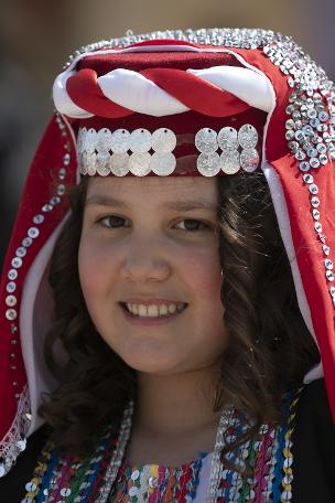 Anıtkabir'de 23 Nisan... Yurttaş Ata'sına koştu