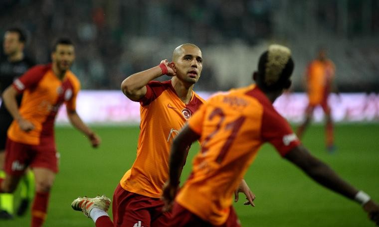 Galatasaray'da yılın sporcusu Sofiane Feghouli...