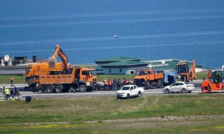 Pist onarımı tamamlanan Trabzon Havalimanı, uçuşlara açıldı