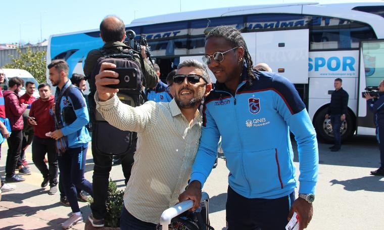 Trabzonspor, İstanbul'a doğru yola çıktı