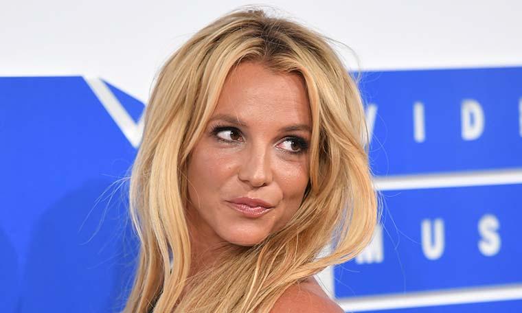 Britney Spears rehabilitasyonu tamamladı ama iyileşemedi