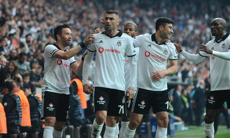 Beşiktaş şampiyonluğa ortak oldu