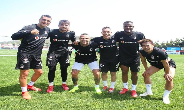 Beşiktaş, Galatasaray derbisine hazırlanıyor