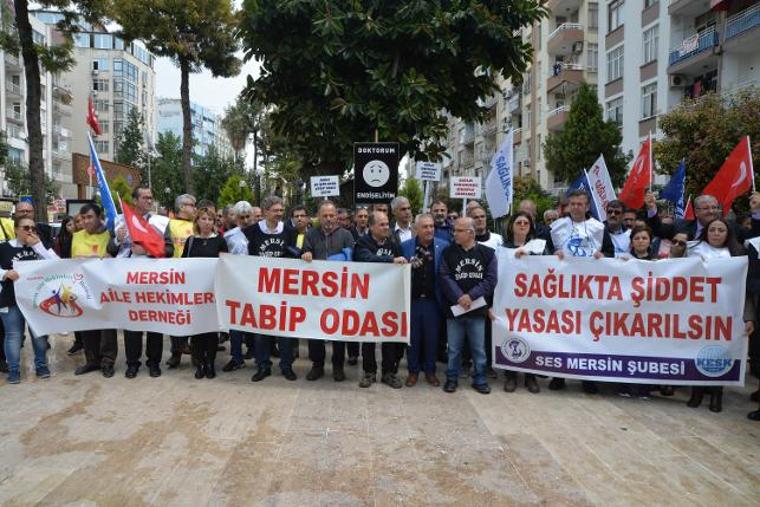 Aile hekimleri, sağlıkta şiddeti protesto için iş bıraktı