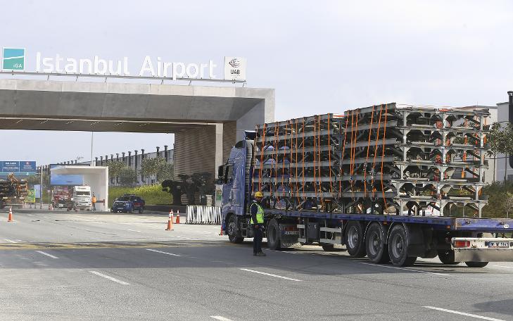 Atatürk Havalimanı'ndan İstanbul Havalimanı'na taşınma başladı