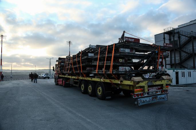 Atatürk Havalimanı'ndan İstanbul Havalimanı'na taşınma başladı