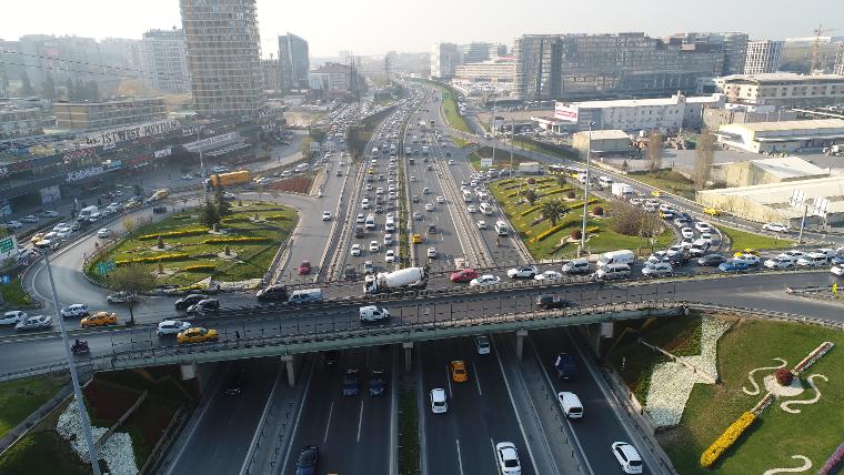 Atatürk Havalimanı'ndan İstanbul Havalimanı'na taşınma başladı