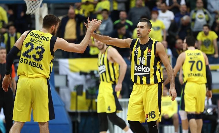 Fenerbahçe Beko, evinde mağlubiyeti unuttu