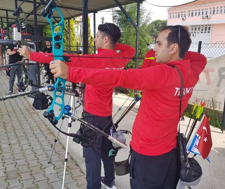 Milli okçular Gelibolu'da kampa girdi