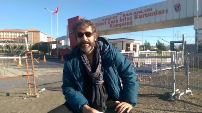 Deniz Yücel: Cezaevinde 3 gün işkence gördüm