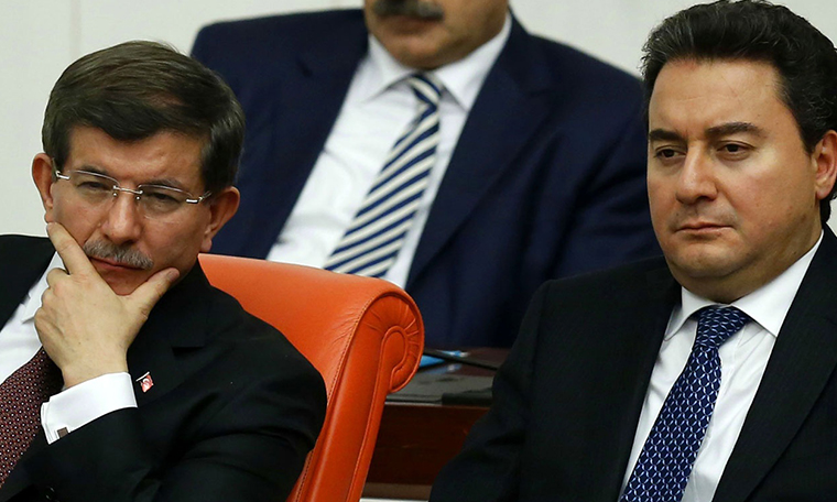 AKP'li isim: Davutoğlu değil Babacan'ın partisi bize zarar verir