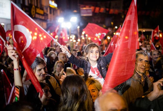 Ekrem İmamoğlu: Ne mutlu bana ki Mustafa Kemal'in evladı olarak yola çıkıyorum (16.05.2019) (16.05.2019)