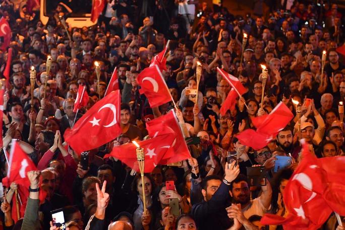 Ekrem İmamoğlu: Ne mutlu bana ki Mustafa Kemal'in evladı olarak yola çıkıyorum (16.05.2019) (16.05.2019)