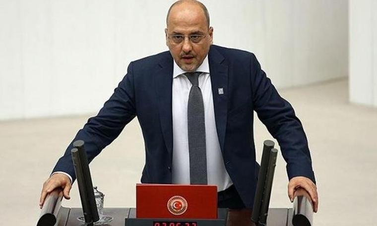 Ahmet Şık hakkında iki ayrı fezleke düzenlendi