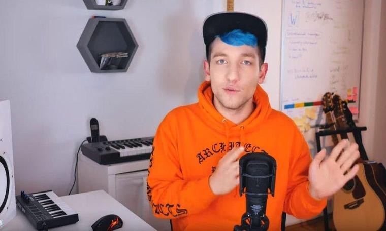 Almanya'da genç YouTuber Rezo'nun Merkel'i eleştiren videosunu 4,7 milyon kişi izledi