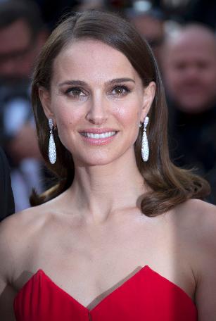 Natalie Portman ile Moby arasında flört gerilimi büyüyor