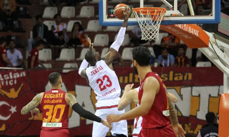 Gaziantep Basketbol seriyi eşitledi