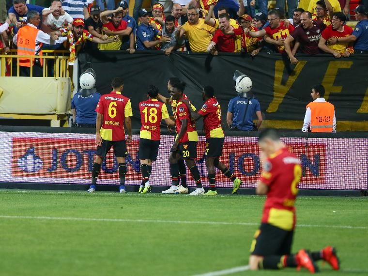 Göztepe'de büyük sevinç