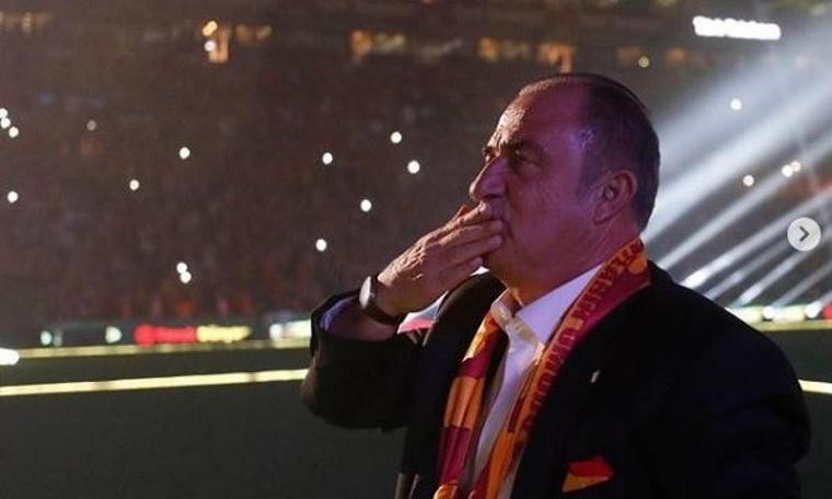 Fatih Terim transfer listesini iletti