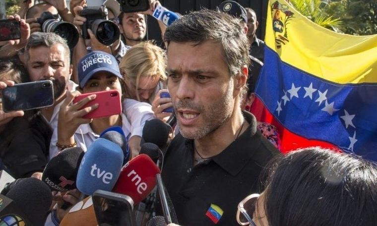 Venezuela'da son durum: İspanya, Caracas Büyükelçiliği'ne sığınan muhalif siyasetçi Lopez'i teslim etmeyeceğini açıkladı