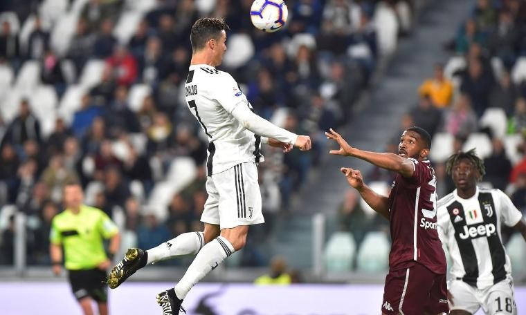 Şampiyon Juventus 1 puanı Ronaldo'yla aldı