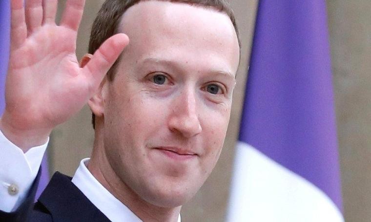 Facebook'ta Zuckerberg için liderlik oylaması