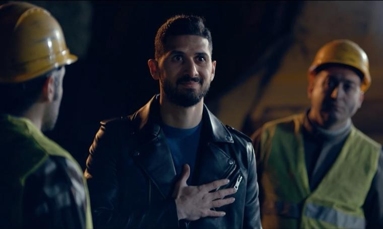 Turkcell'den Metin Oktay'lı reklam