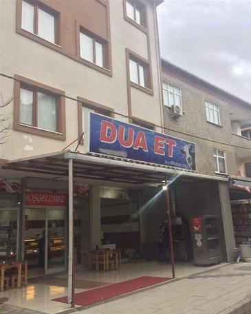 Yurdum esnafı dükkanlarına verdikleri isimlerle gülümsetti