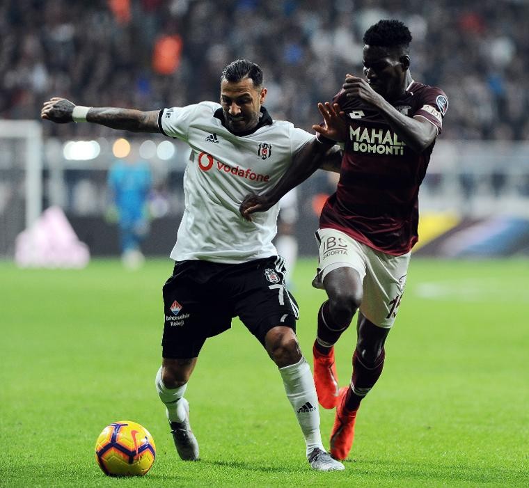 Quaresma ilk 11'e dönüyor