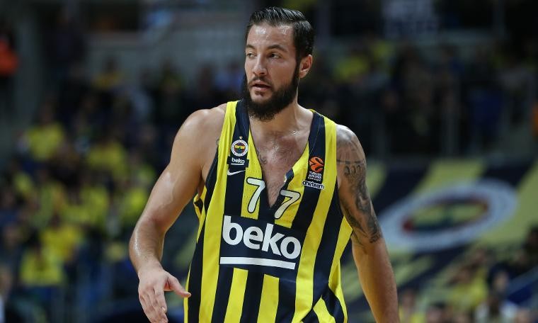 Lauvergne Final-Four'da yok, Vesely şüpheli