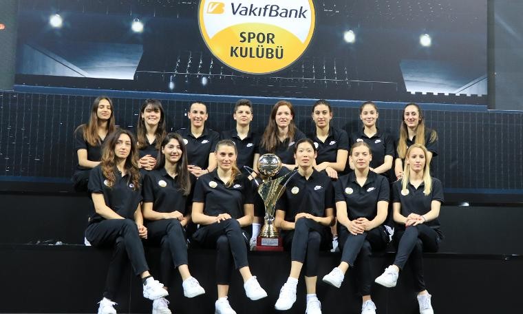 VakıfBank, şampiyonluk sonrası medya ile buluştu