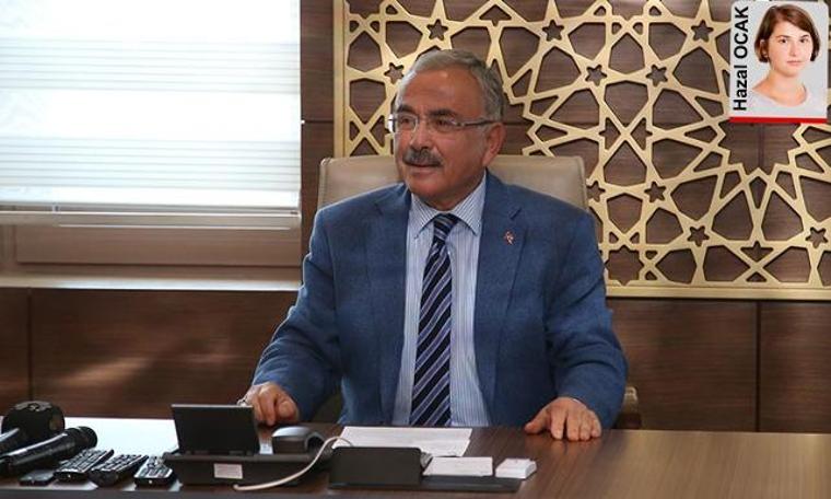 AKP’li başkan, CHP’li başkanı görmezden geldi