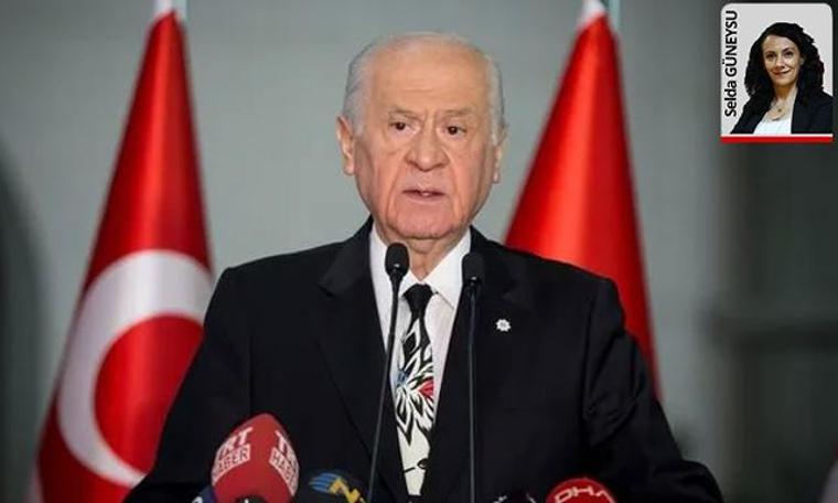 Devlet Bahçeli’nin sosyal medya üzerinden gösterdiği tepkinin ardından partide eleştiriler sürüyor