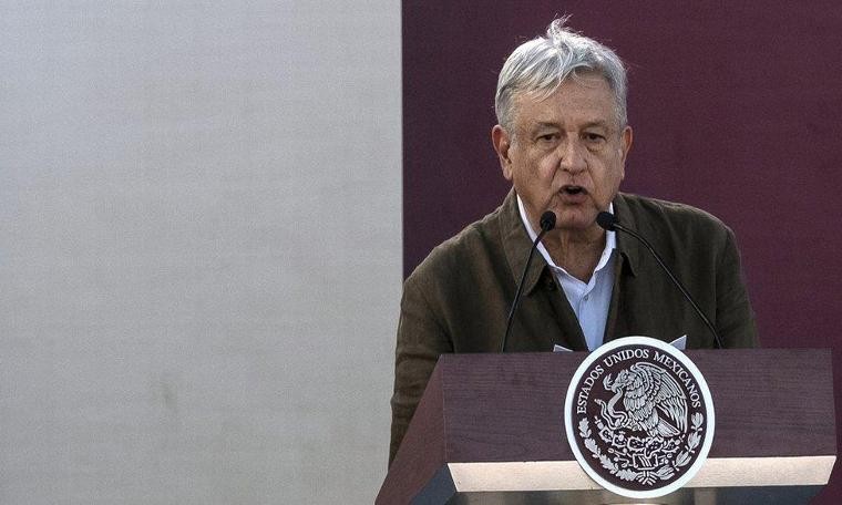 Meksika lideri Obrador başkanlık uçağının satışından gelecek parayı kaçak göçü engellemek için kullanacak