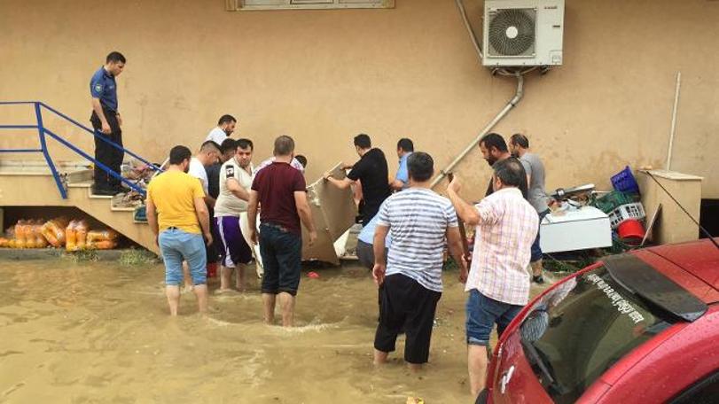 Sular altında kalan Darıca'dan acı haber