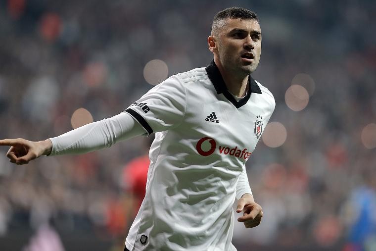 İtalyanlar Burak Yılmaz'da ısrarcı