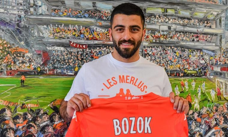 Umut Bozok, Lorient'e transfer oldu