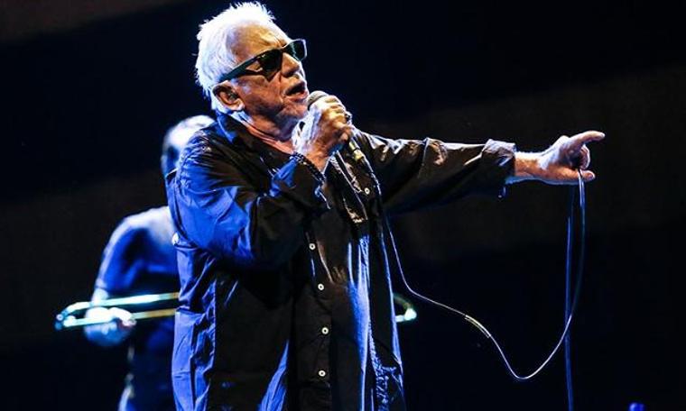 Animals grubunun kurucusu Eric Burdon önceki gece İstanbullu müzikseverlerin karşısındaydı