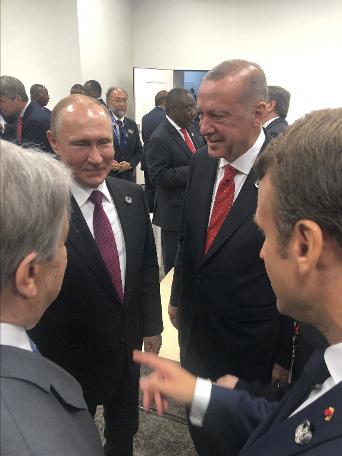 G-20'de dikkat çeken görüntüler