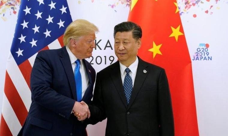 Trump, Amerikan şirketlerinin Huawei'ye donanım satmasına izin verdi