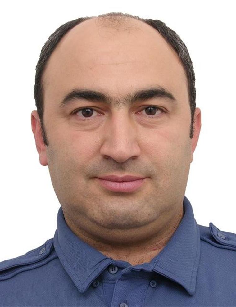 Kavgayı ayırmaya çalışırken vurulan polis memuru, şehit oldu