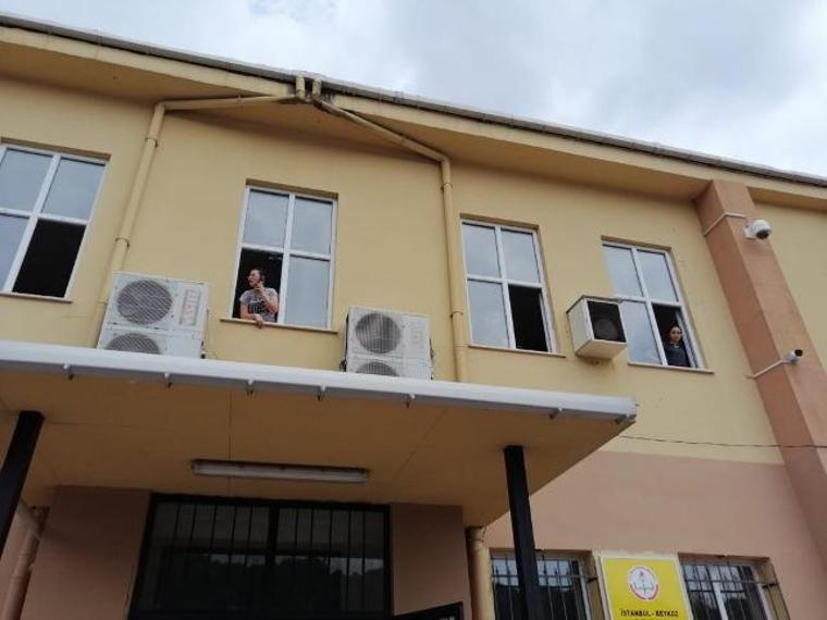 Okul müdürü, Beykoz Anadolu Lisesi'ni kiraya vermiş!