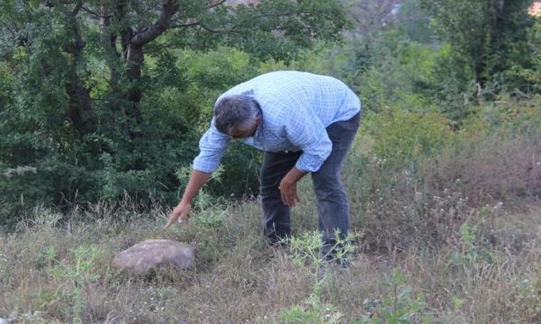 Yol kenarında bulunan lahit korumaya alındı