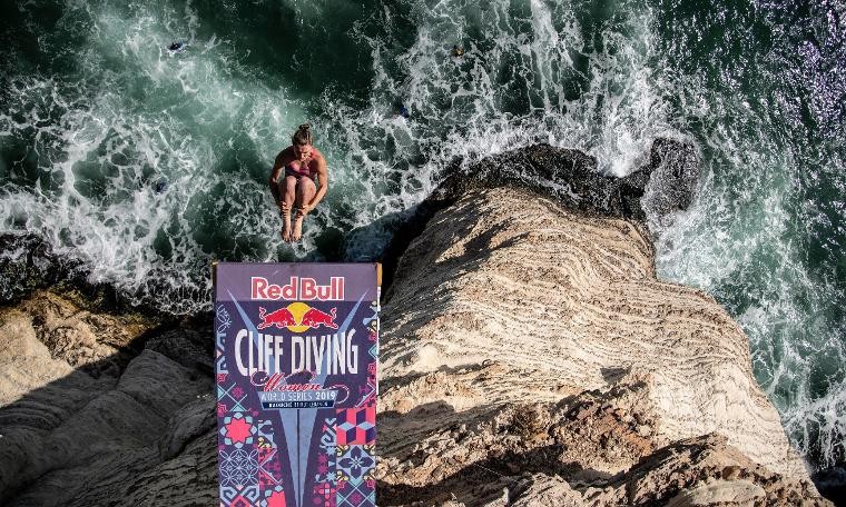 Red Bull Cliff Diving’de şampiyonlar geleneği Lübnan’da da bozmadı