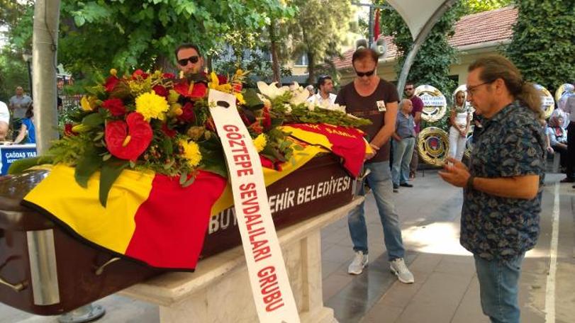 Göztepe'nin eski yöneticilerinden Faruk Şamlı son yolculuğa uğurlandı