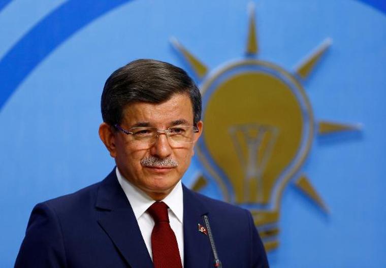 Davutoğlu'ndan 'yeni parti' hakkında açıklama: Eğer başka yol kalmazsa...